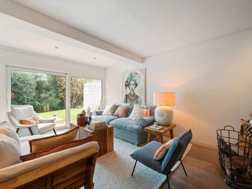 Séjour - Duplex Flat with Garden in Cascais Centre