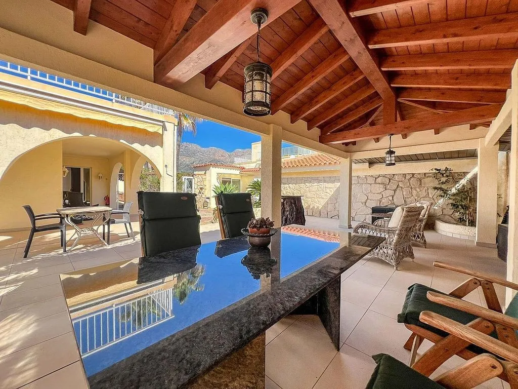 Terrass - Luxury Detached House with Pool in La Nucia