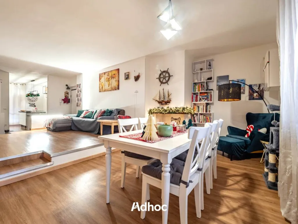Söögituba - Spacious Apartment with Terrace in Fano