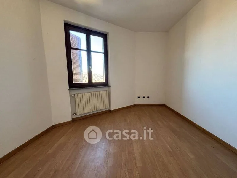 Pièces - Rearranged Triplex in Centre of Valfenera