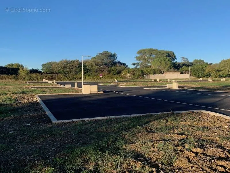 Jardin - Terrain en Première Ligne à Saint-Chaptes