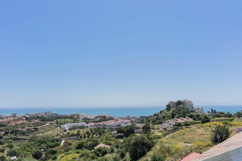 Balcon - Corner Chalet with Sea View in Benalmádena