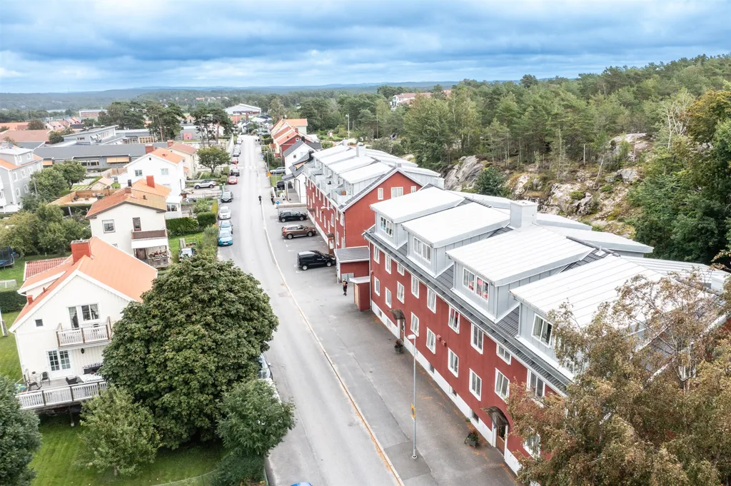 Õhuvaade - Bright 2nd Floor Flat with Garden in Central Strömstad