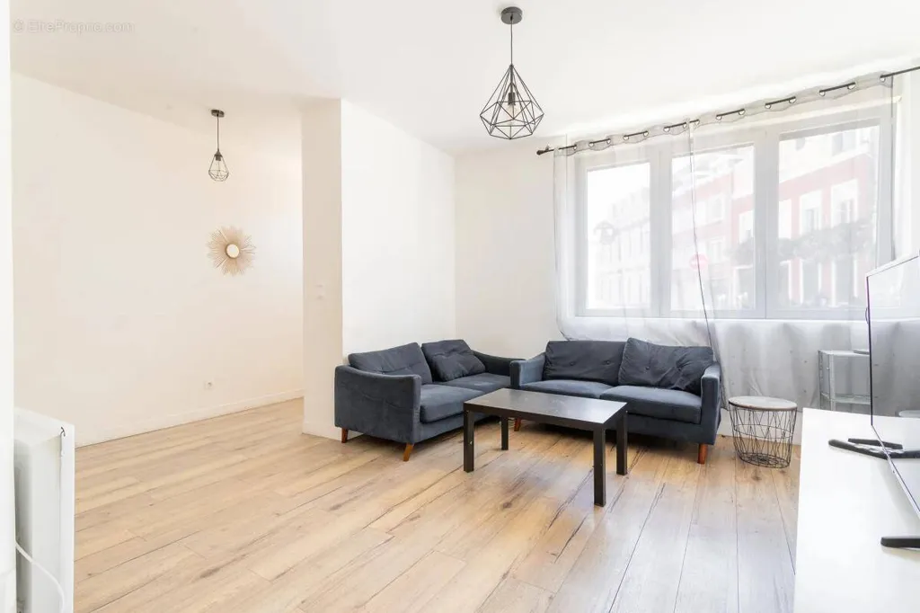 Soggiorno - 6-Piece House with Colocation Potential in Roubaix