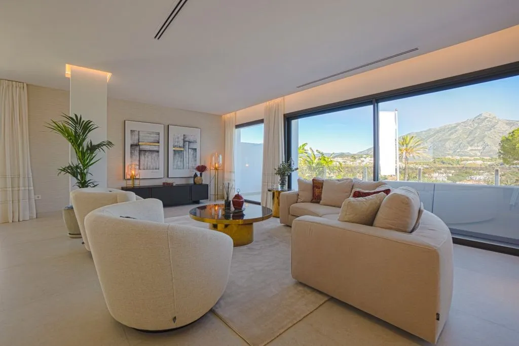 Séjour - Luxury Villa with Mountain Views in Marbella
