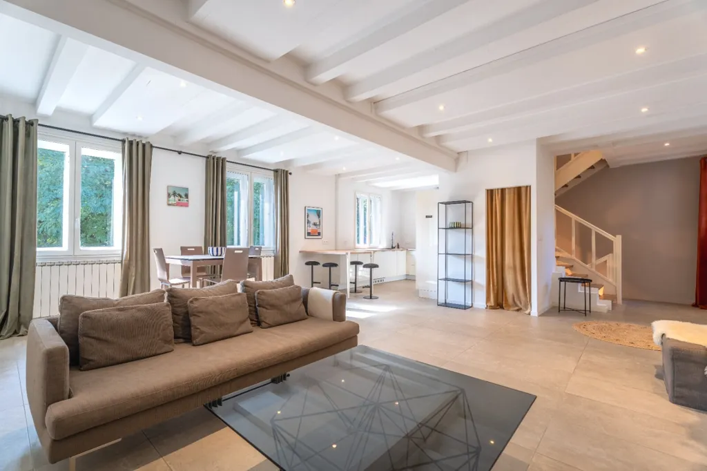 Séjour - Duplex Rénové sur les Quais de Saône à Lyon