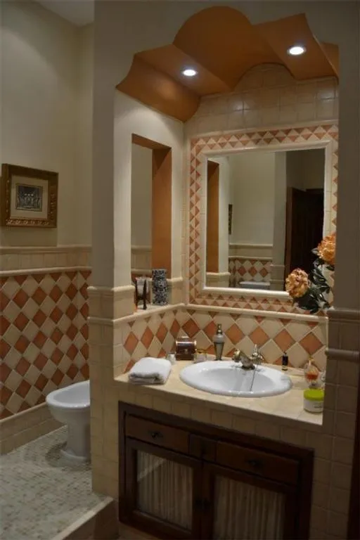 Vannitoad - Luxury House with Pool in Posadas