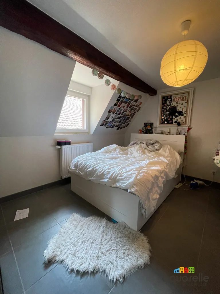 Chambres - Duplex de 4 Pièces avec Mezzanine à Barr
