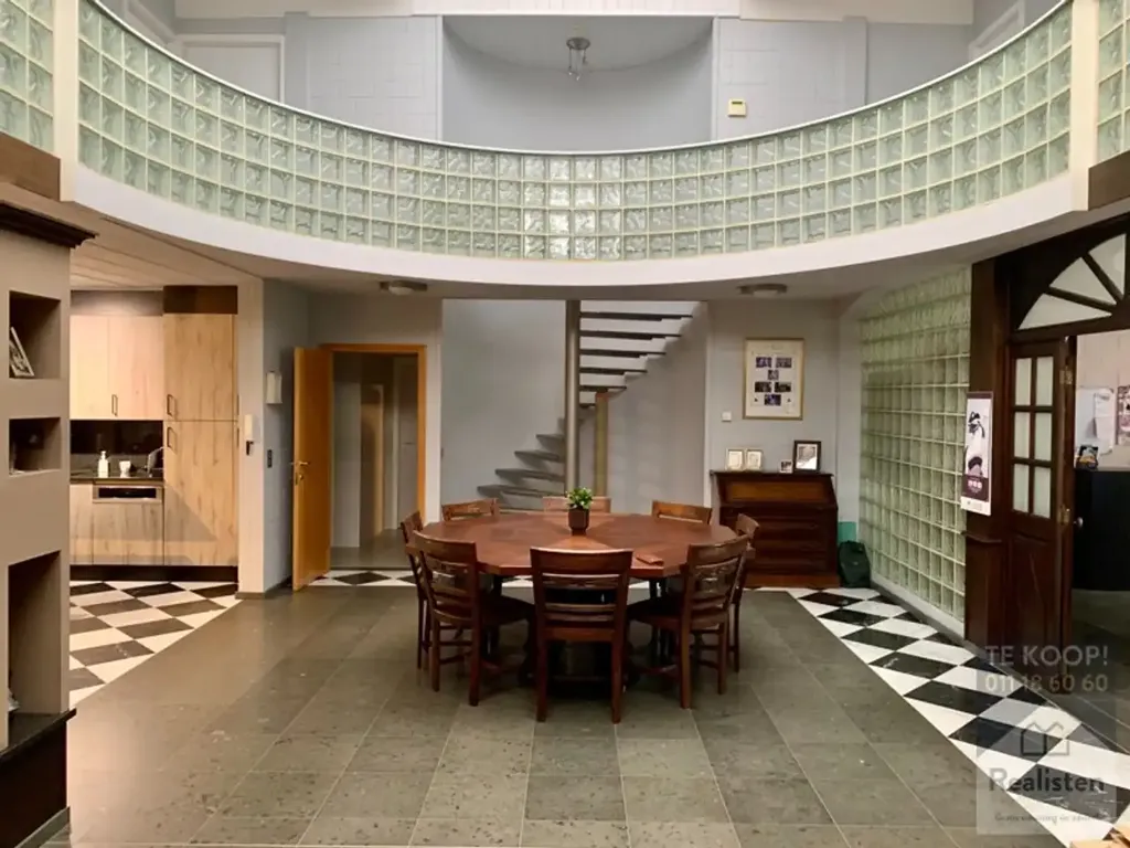 Commercial property in Beringen