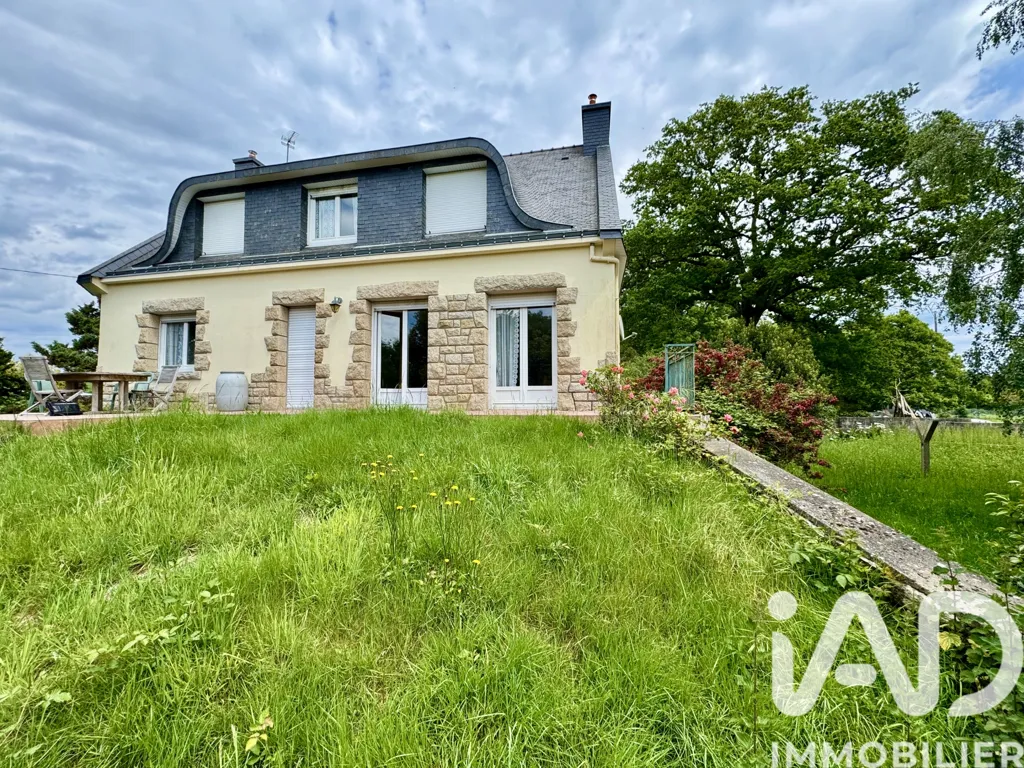 Extérieur - Maison Traditionnelle avec Jardin à Caudan