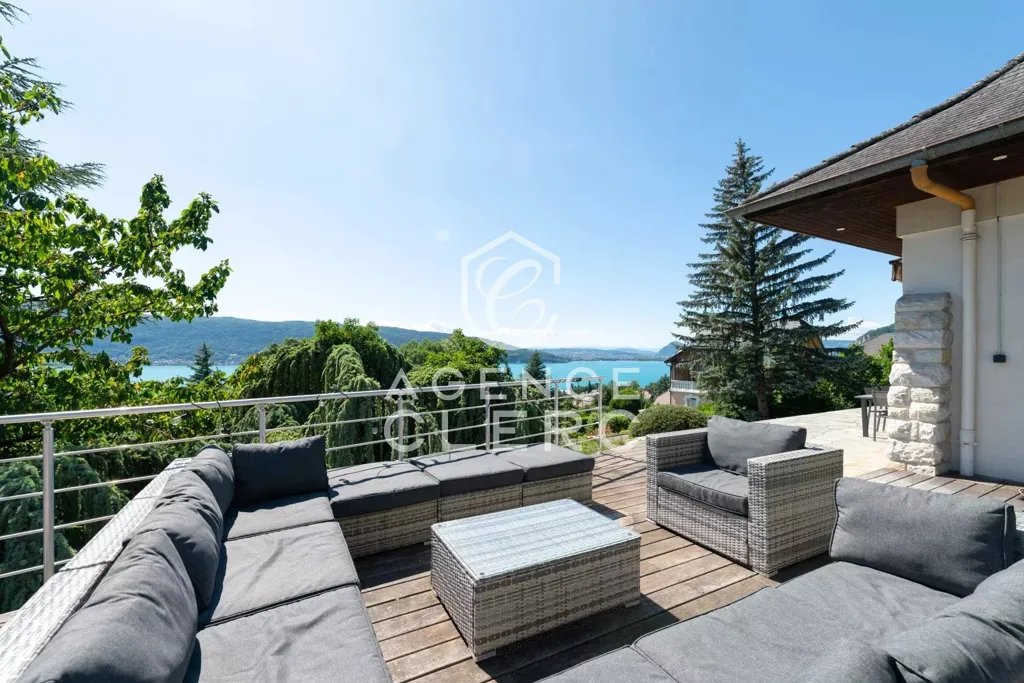 Terrazza - House with Lake View in Veyrier-du-Lac