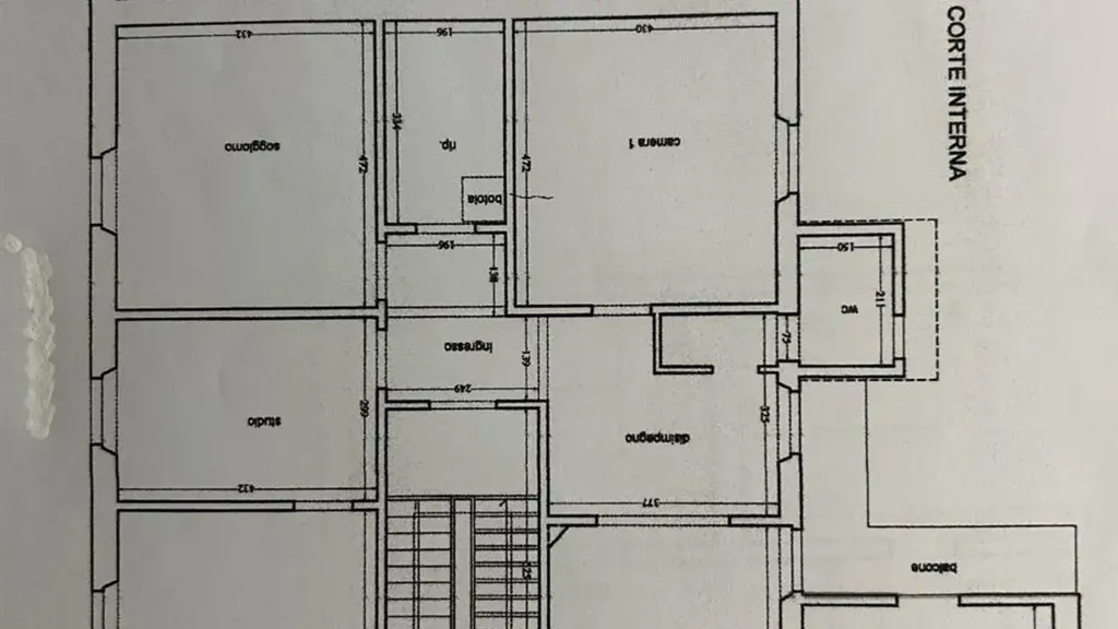 Plan - 7-Room Apartment with Balcony in Florence