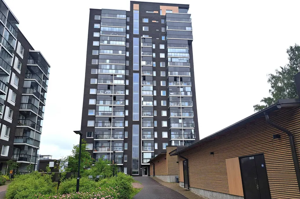 Välivaade - Spacious 1-Bedroom Flat with Balcony in Matinkylä