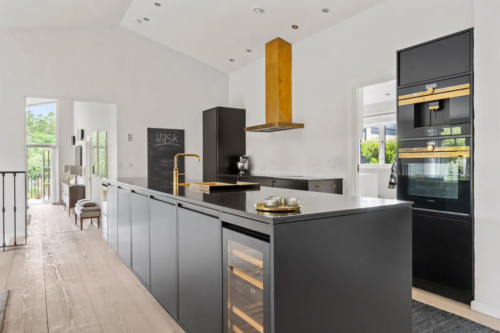 Cuisine - Villa with Garden Pool in Hørsholm