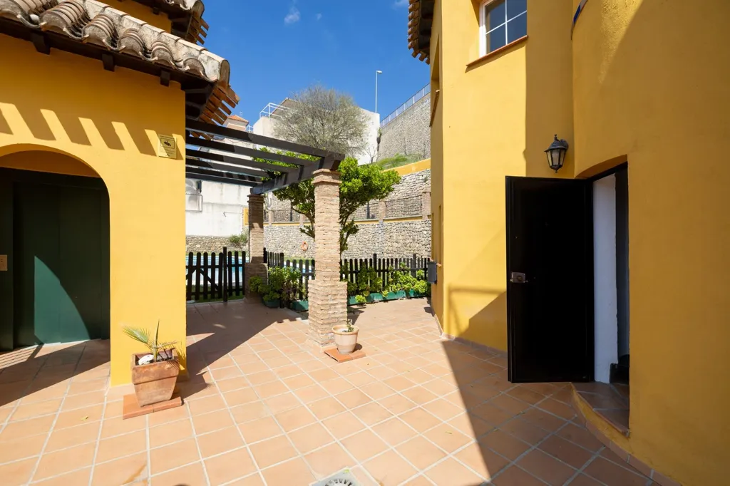 Jardin - Townhouse with Terrace in La Bermejana