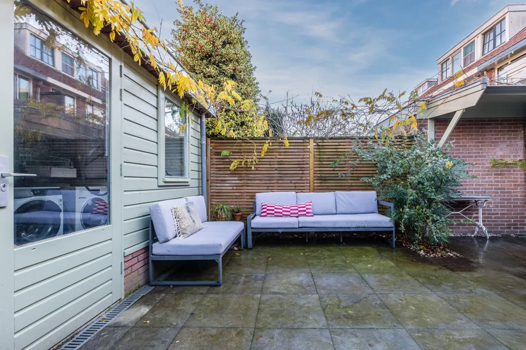 Terrass - 1930s Semi-detached House with Garden in Haarlem