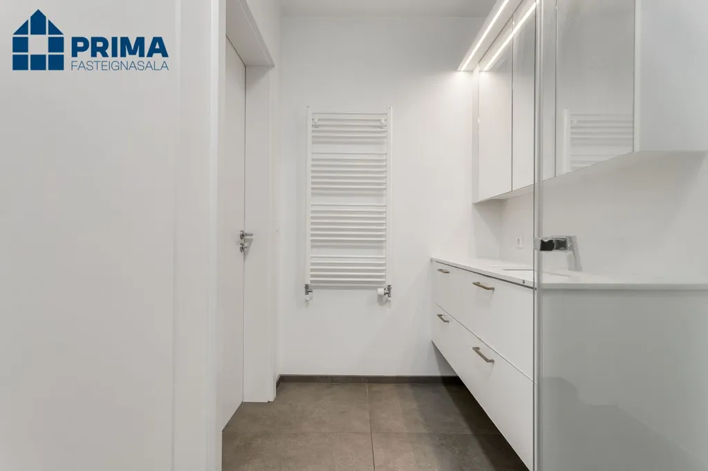 Bagni - Apartment with Balcony in Kópavogur
