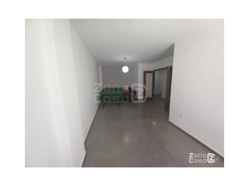 Ingresso - Flat with Balcony and Terrace in Alberic