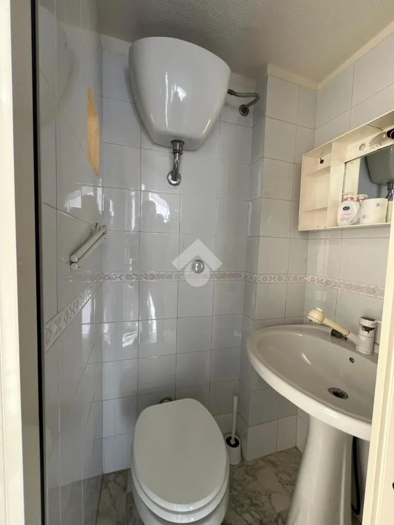 Salles de bain - Bright Apartment with Balcony in Agrigento