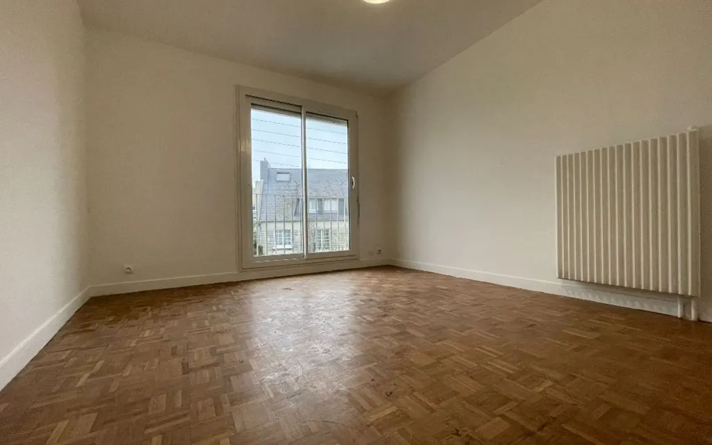 Toad - Studio Apartment with Central Heating in Brest