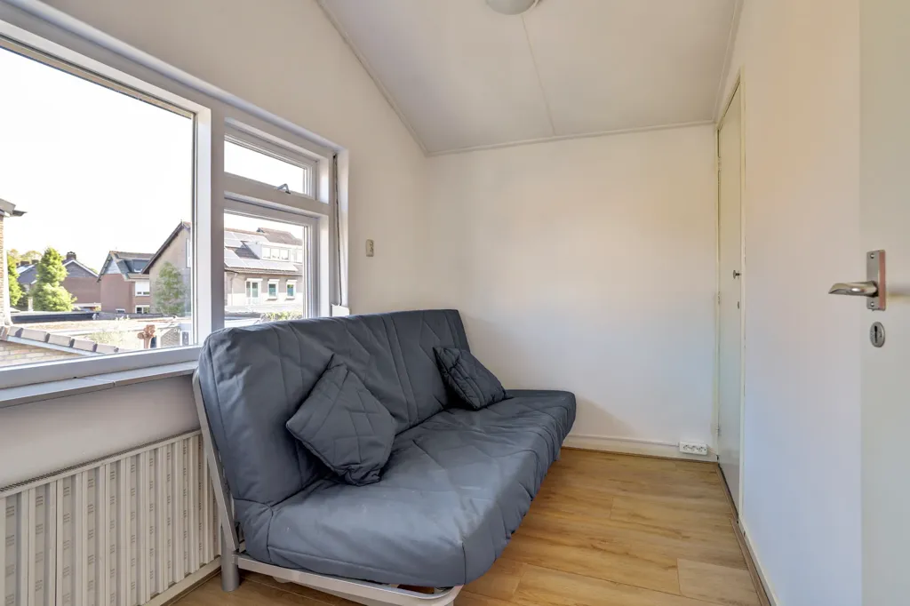 Chambres - Two-Storey House with Garden in Dongen