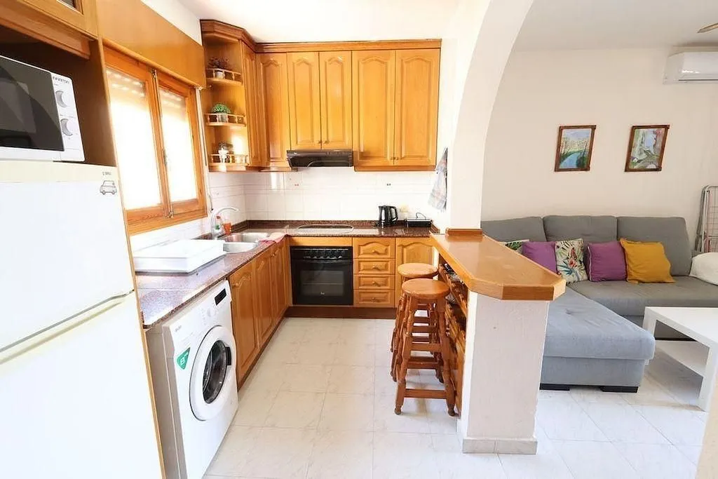 Cuisine - Bungalow with Terrace in El Chaparral