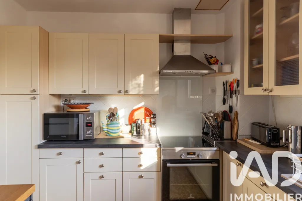 Köök - Apartment with Balcony in Parc de Maisons-Laffitte