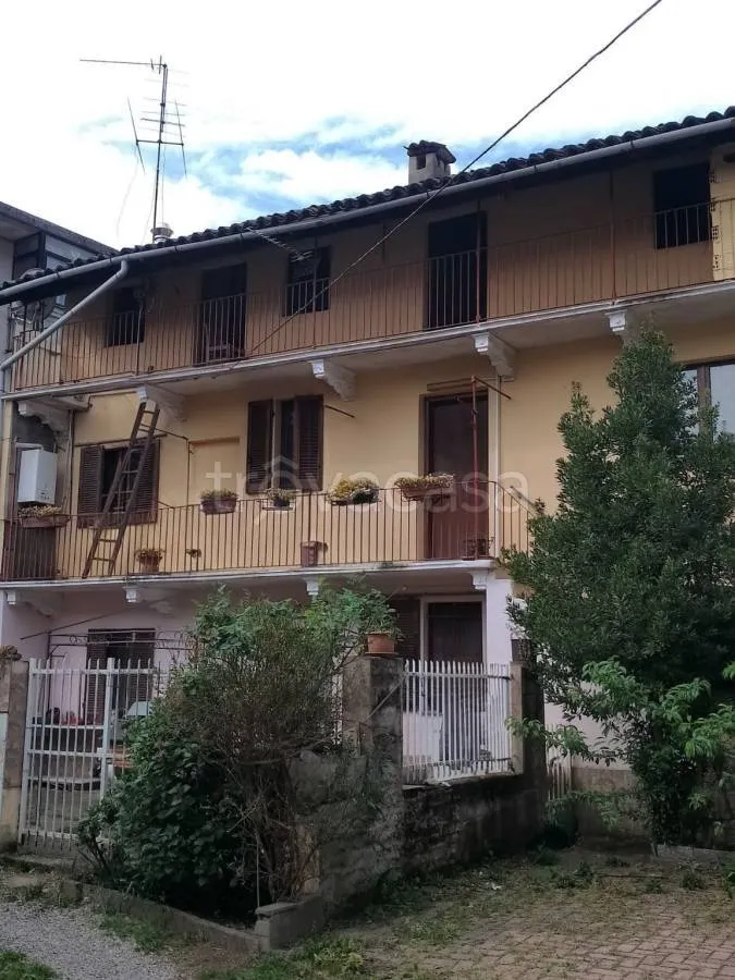 Välivaade - Courtyard House with Private Garden in Cameri