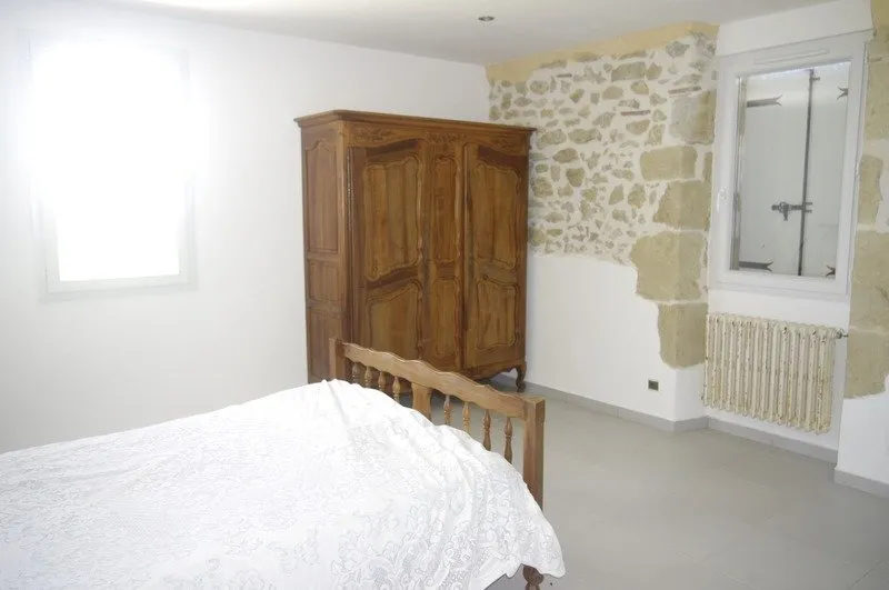 Chambres - Propriété avec Vue Panoramique à Peyrusse-Vieille