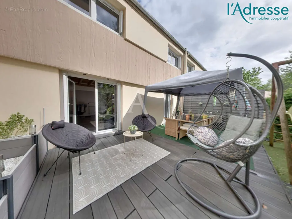 7-room house in Champs-Sur-Marne