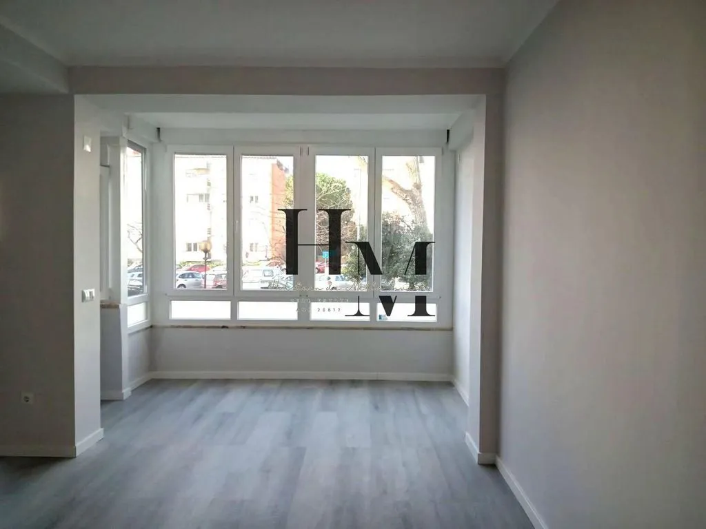 Pièces - Remodelled 2-Bedroom Apartment in Central Oeiras
