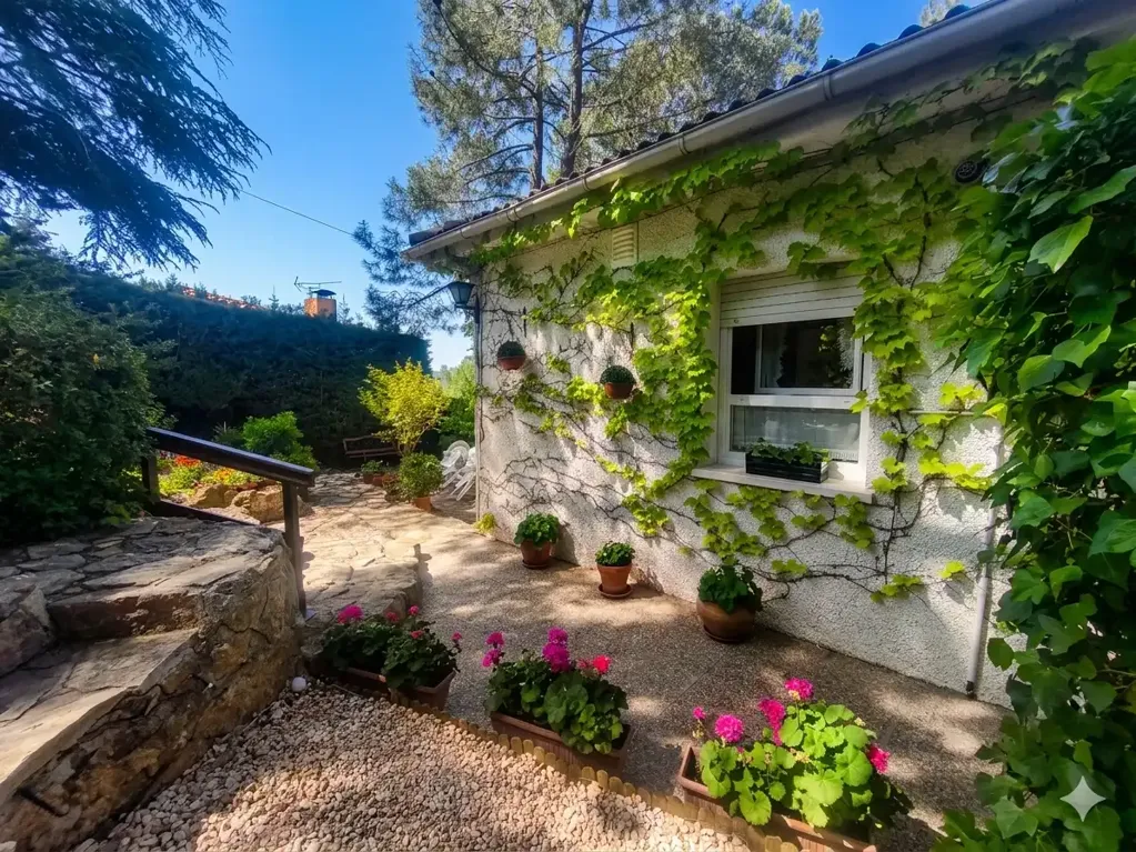 Jardin - Chalet with Pool and Terrace in Robledo de Chavela