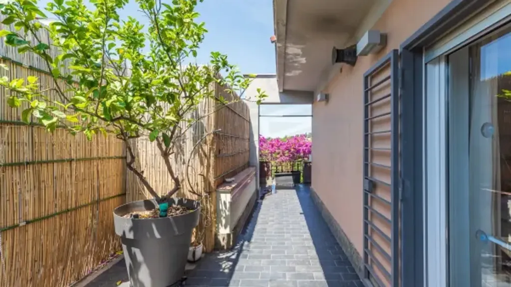 Terrasse - Panoramic Penthouse with Large Terrace in Vigna Clara, Rome