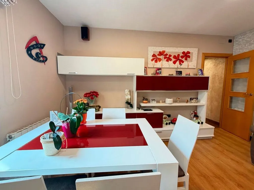 Sala da pranzo - Bright Apartment with Air Conditioning in Sant Pere