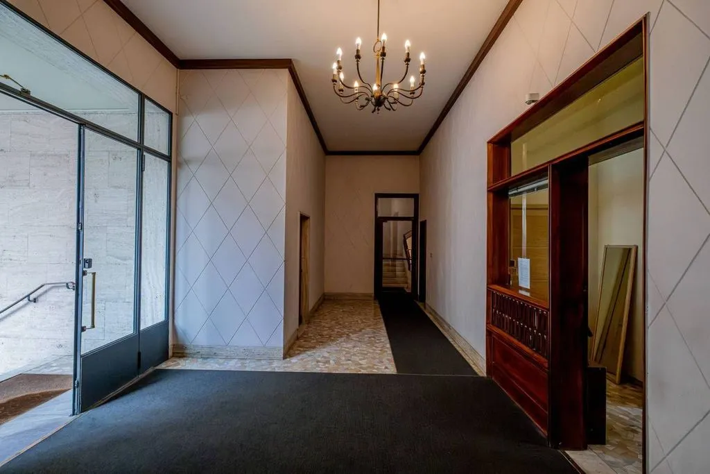 Hallway - Luxury Flat to be Restructured in Milan