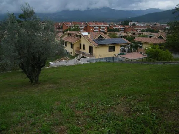 Signorile Villa with Garden in Alatri