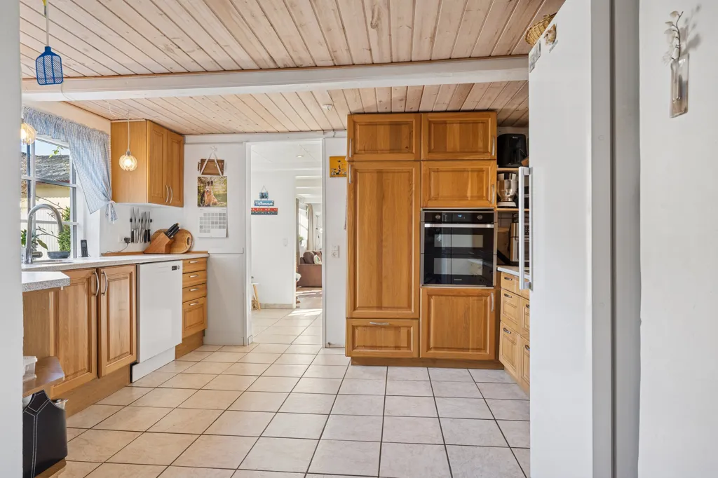 Cocina - House with Business Potential and Large Garden by Alling Å