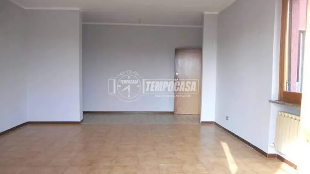 Pièces - Spacious Apartment with Balcony in Pontestura