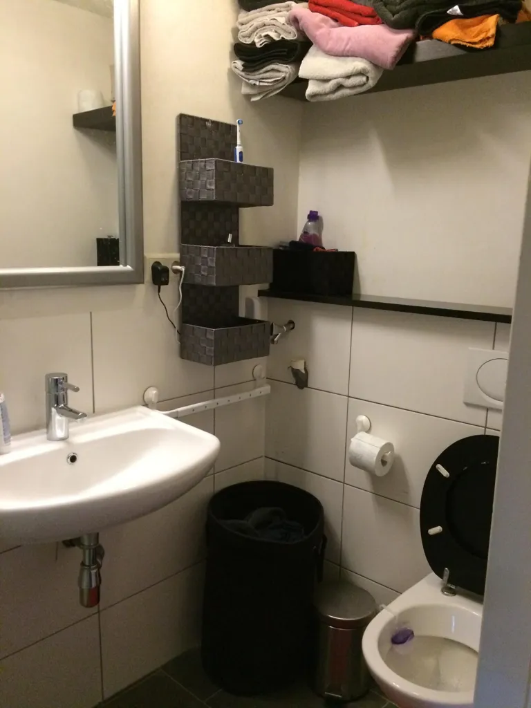 Vannitoad - Studio Flat with Modern Kitchen in Sittard Centre