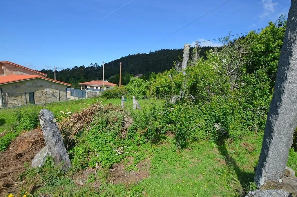 Aed - Stone Cottage for Renovation in Gondomar