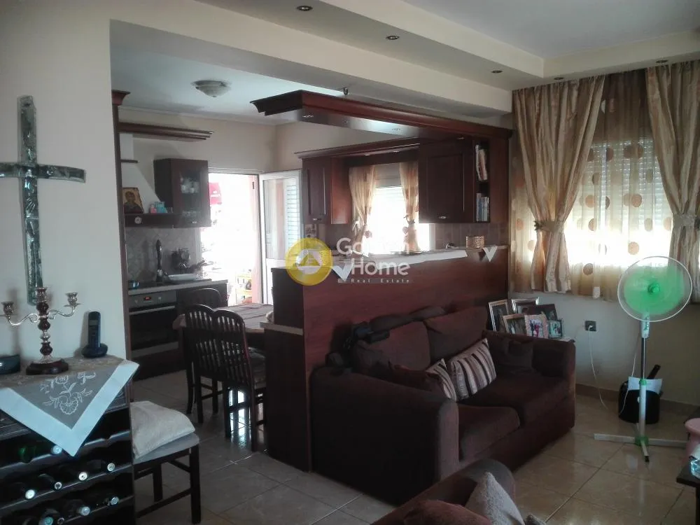 Séjour - 7-Bedroom Building with Sea View in Anavyssos