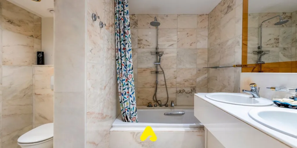 Salles de bain - Appartement Central avec Vue sur la Place à De Panne
