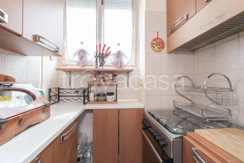 Cuisine - Panoramic Apartment with Balcony in Collegno