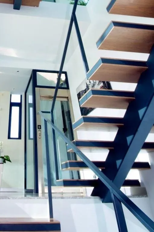 Toad - Contemporary Villa with Sea View in Benahavís
