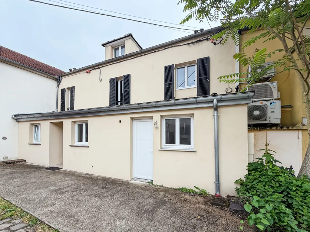 Välivaade - Fully Renovated Triplex in Palaiseau Centre