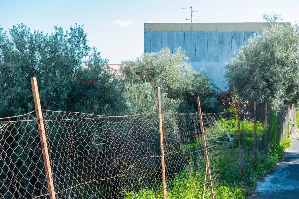 Aed - Buildable Plot with Development Potential in Misterbianco