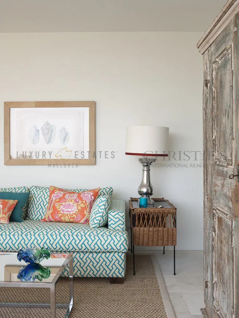 Elutuba - Classic Villa with Sea Views in Costa de los Pinos