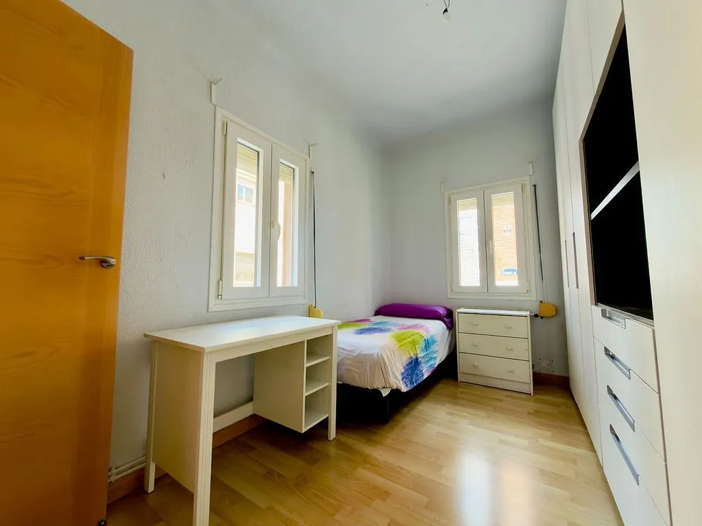 Camere da letto - T2 Flat with Balcony in Pradolongo