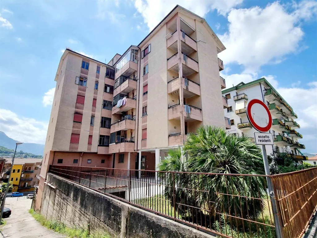Välivaade - Apartment with Balcony in Central Montefalcione