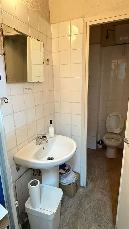 Salles de bain - Studio with Loft Potential in Guindalera, Salamanca